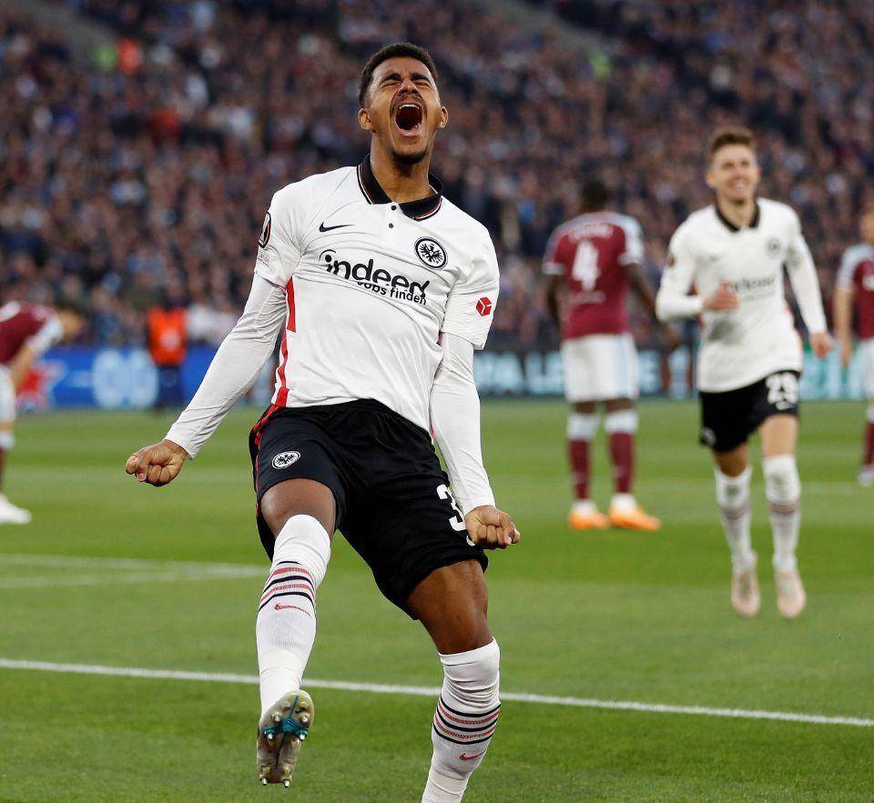 九游-美国摔跤训练抓你小鸟