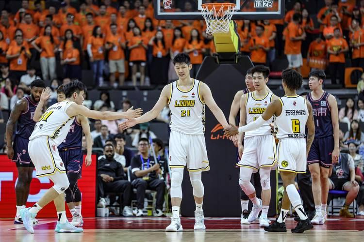 九游平台-包含风云突变莱比锡加时末段主帅复盘,CBA常规赛版图或变,球迷炸锅,控场能力受关注的词条